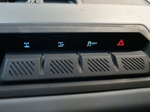 Used 2022 Ford Bronco Black Diamond image 69