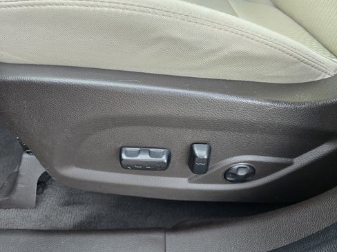 Used 2018 Hyundai Santa Fe Sport w/ 2.4L Value Package 02 image 16