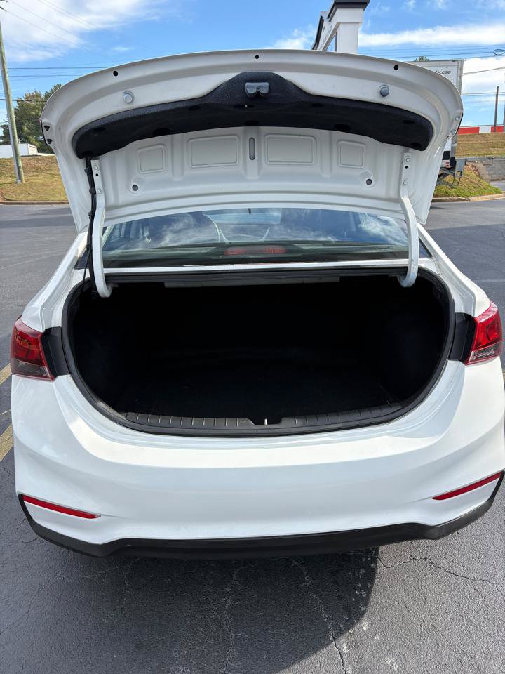 Used 2021 Hyundai Accent SE FWD image 19