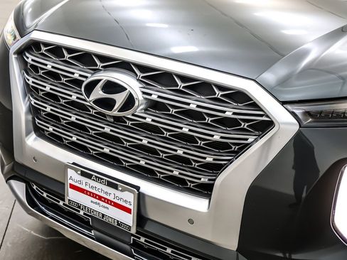 Used 2020 Hyundai Palisade Limited image 13