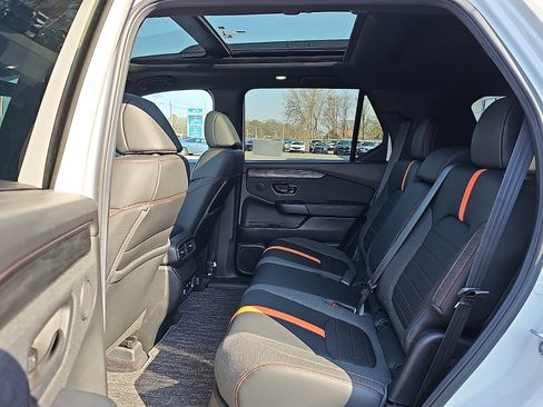 Used 2026 Honda Passport TrailSport image 10