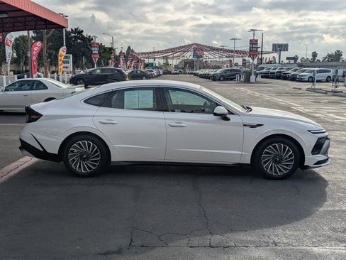 Used 2025 Hyundai Sonata SEL image 4