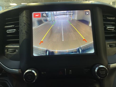 Used 2024 RAM 2500 Big Horn w/ Off Road Package image 27