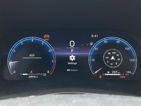 Used 2024 Toyota Highlander Platinum image 17