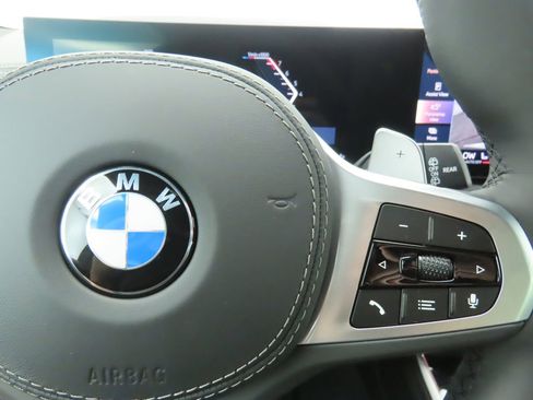 New 2026 BMW X5 sDrive40i w/ M Sport Package image 12