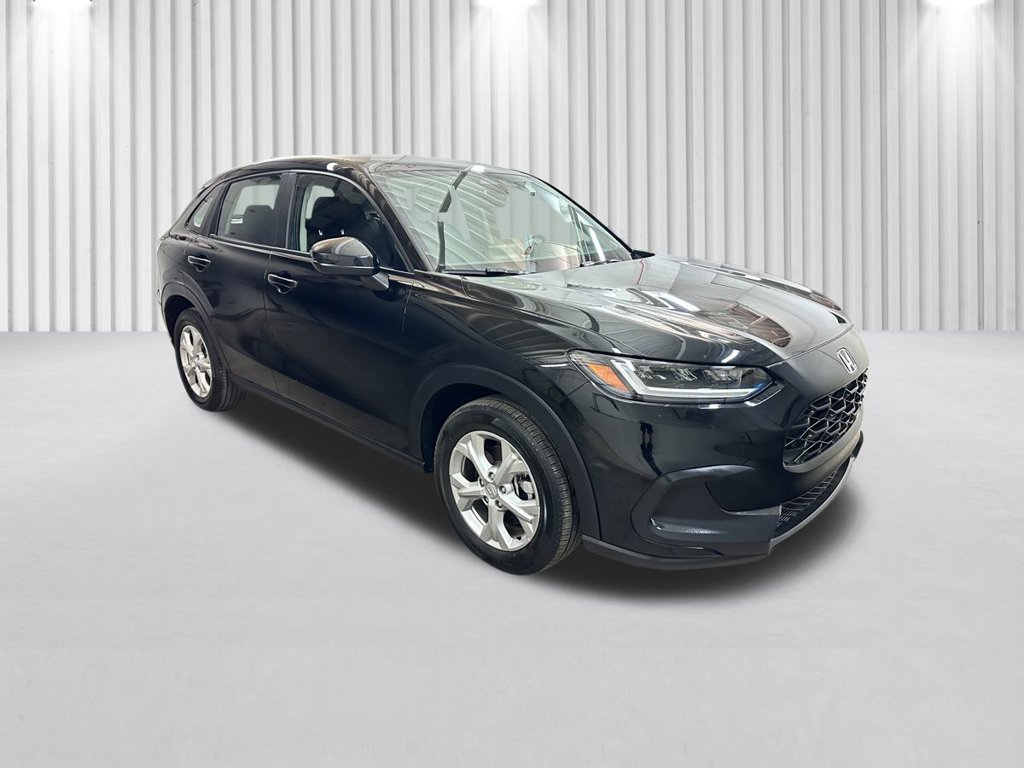 Used 2025 Honda HR-V LX image 2