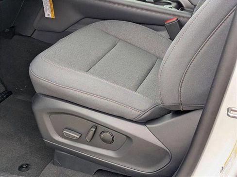 New 2025 Ford Explorer Active image 4