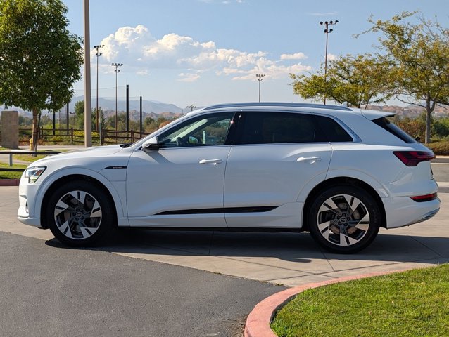 Used 2023 Audi e-tron Premium AWD/4WD image 9