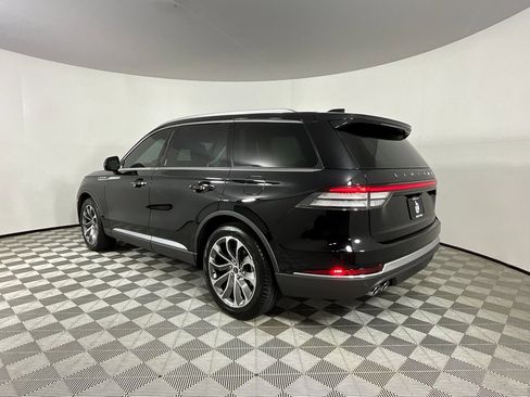 Used 2025 Lincoln Aviator Reserve image 3