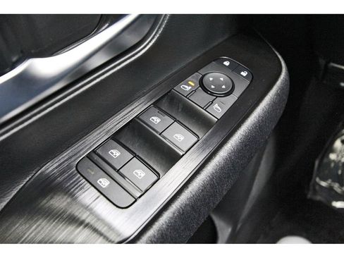 Used 2026 Nissan Kicks SV FWD image 21