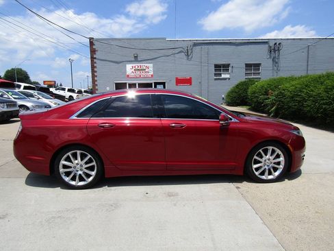 Used 2015 Lincoln MKZ AWD w/ Equipment Group 102A Reserve image 5
