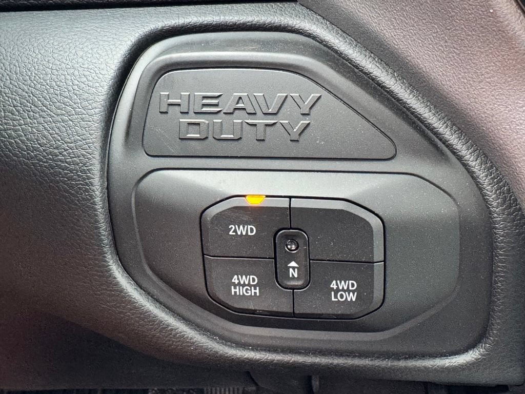 New 2026 RAM 4500 4x4 Crew Cab DRW w/ Laramie Trim Package image 17