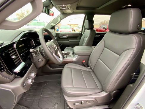 New 2026 GMC Sierra 1500 SLT w/ SLT Convenience Package image 26