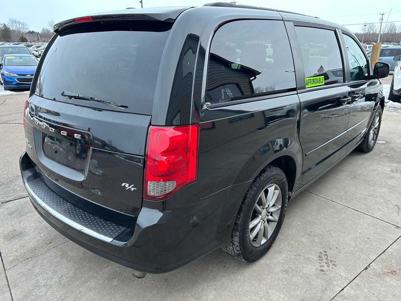 Used 2013 Dodge Grand Caravan R/T w/ Driver Convenience Group FWD image 5