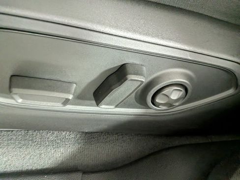 Certified 2024 Jeep Grand Cherokee Altitude image 21