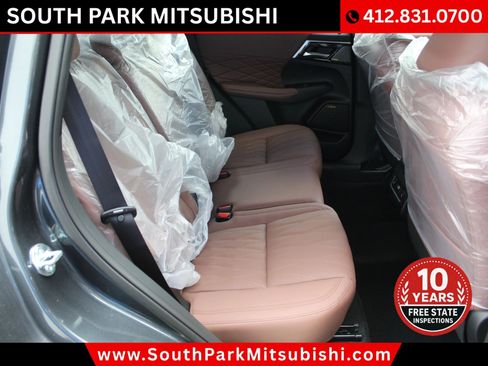 New 2025 Mitsubishi Outlander SEL image 15