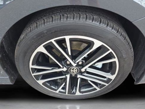 Certified 2025 Toyota Camry XLE FWD image 19