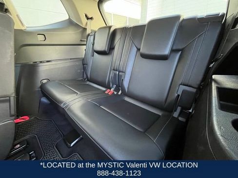 Used 2019 Volkswagen Atlas SE w/ Towing Package image 14