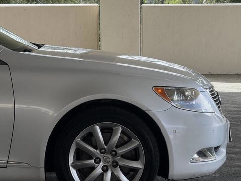 Used 2008 Lexus LS 460 image 4