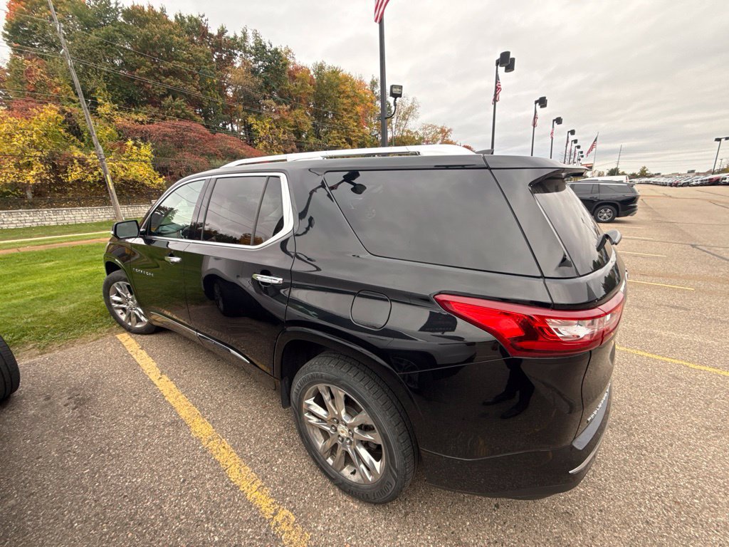 Used 2019 Chevrolet Traverse High Country w/ LPO, Floor Liner Package AWD/4WD image 6