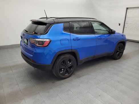 Used 2021 Jeep Compass Latitude FWD image 10