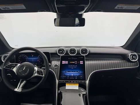 Certified 2026 Mercedes-Benz GLC 300 image 7