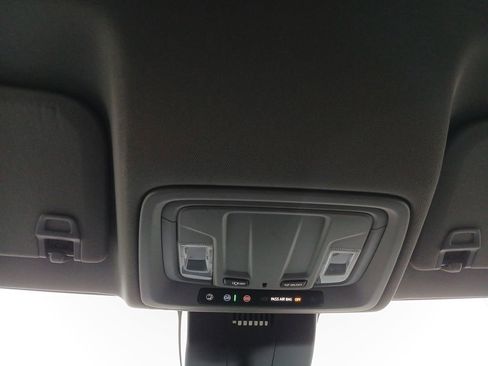 Used 2022 Chevrolet Silverado 1500 Custom image 14