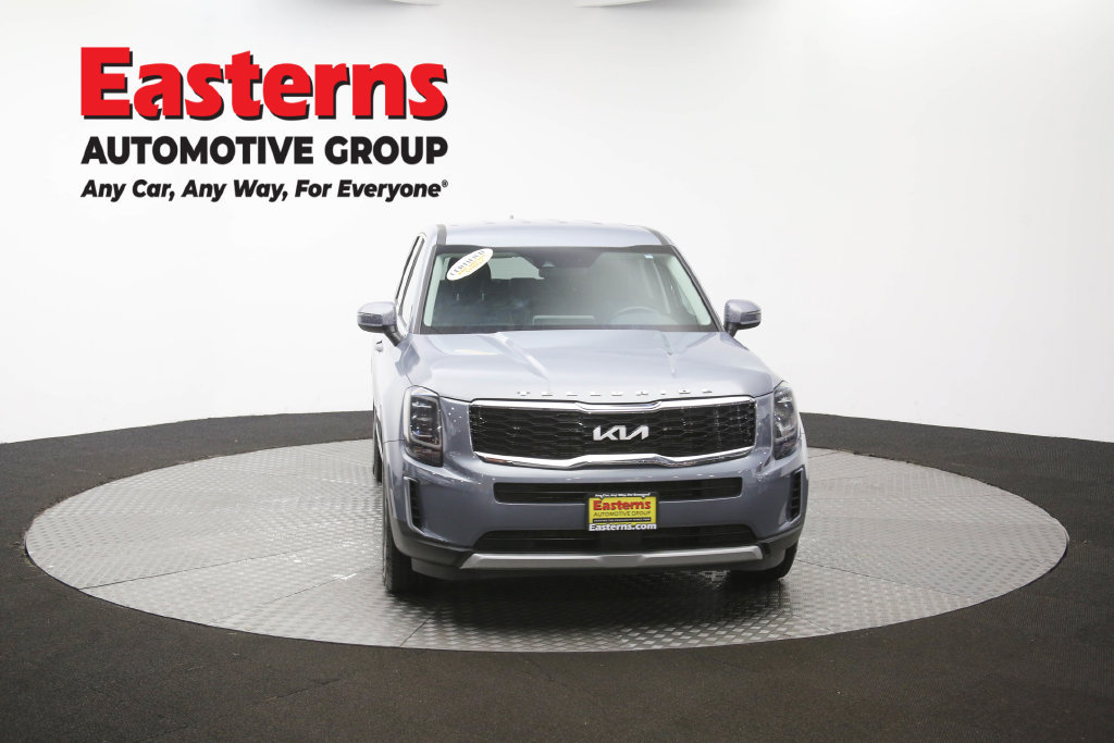 Used 2022 Kia Telluride LX FWD image 48
