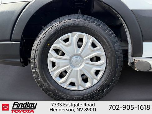Used 2023 Ford Transit 250 Low Roof w/ Exterior Upgrade Package RWD image 12