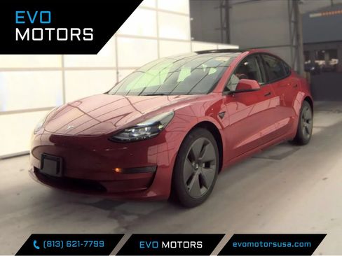 Used 2023 Tesla Model 3 Standard Range RWD image 1