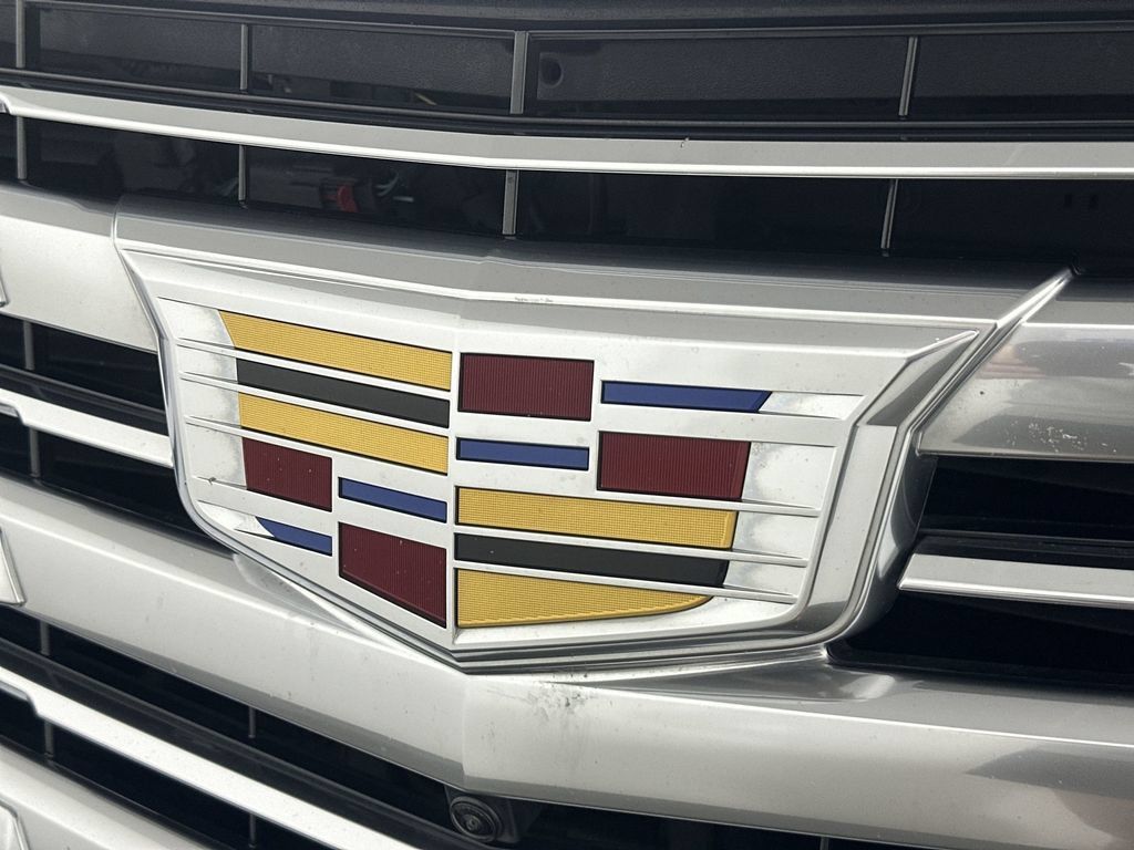 Used 2018 Cadillac Escalade Platinum AWD/4WD image 35