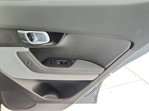 Used 2024 Polestar Polestar 2 w/ Pilot Pack image 27