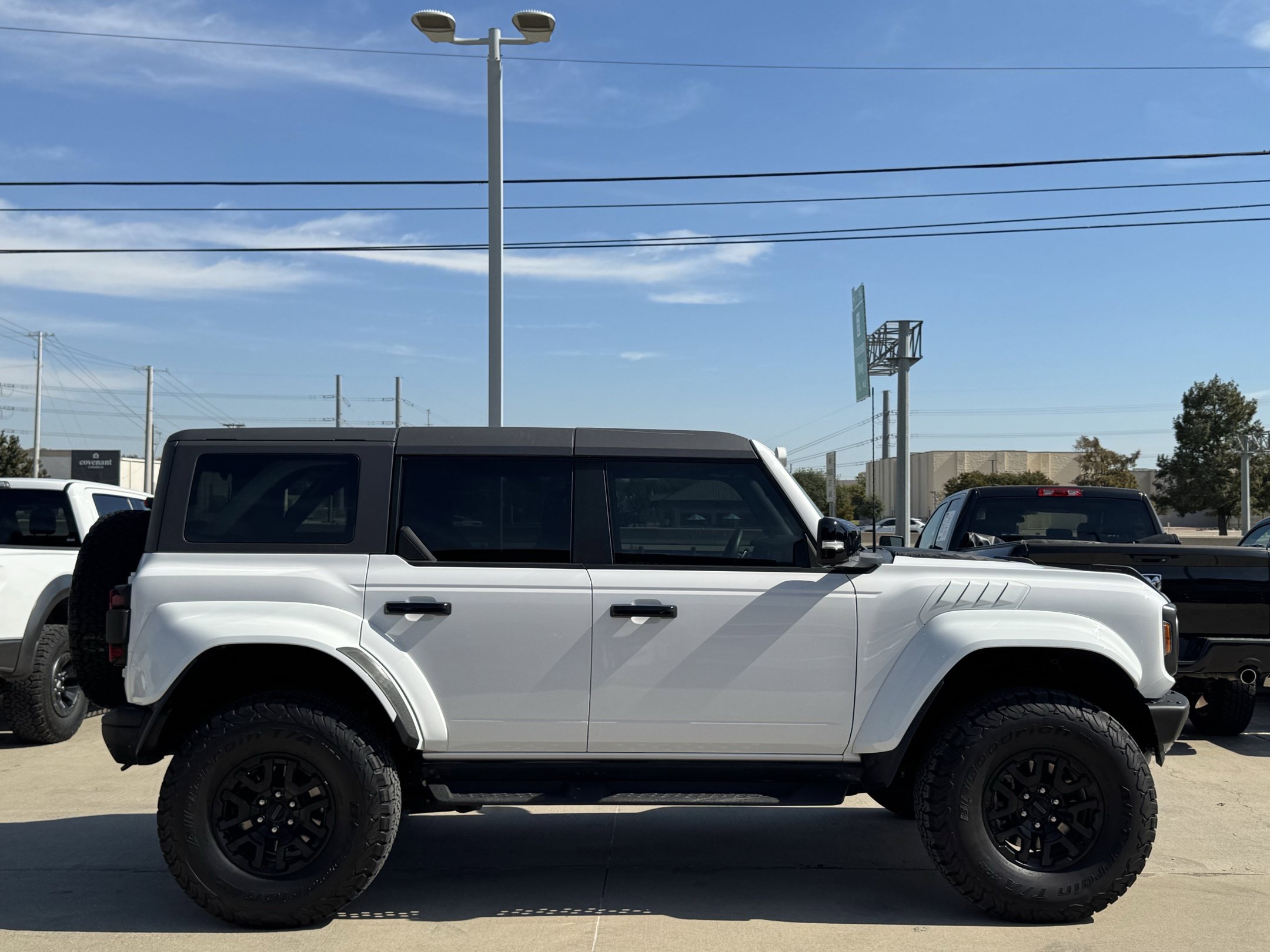 Used 2024 Ford Bronco Raptor AWD/4WD image 3