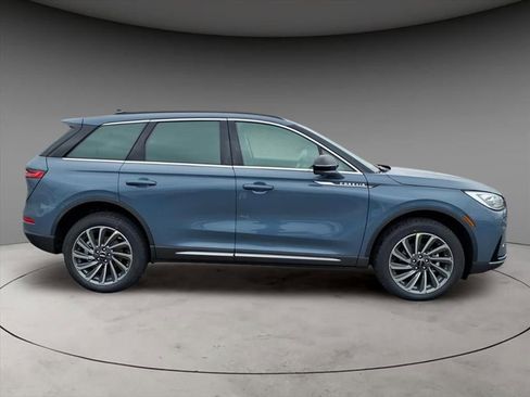 New 2026 Lincoln Corsair Reserve image 10