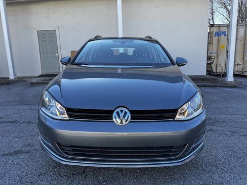 Used 2015 Volkswagen Golf SE image 2