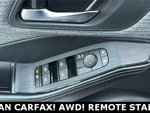 Used 2023 Nissan Rogue SV image 7