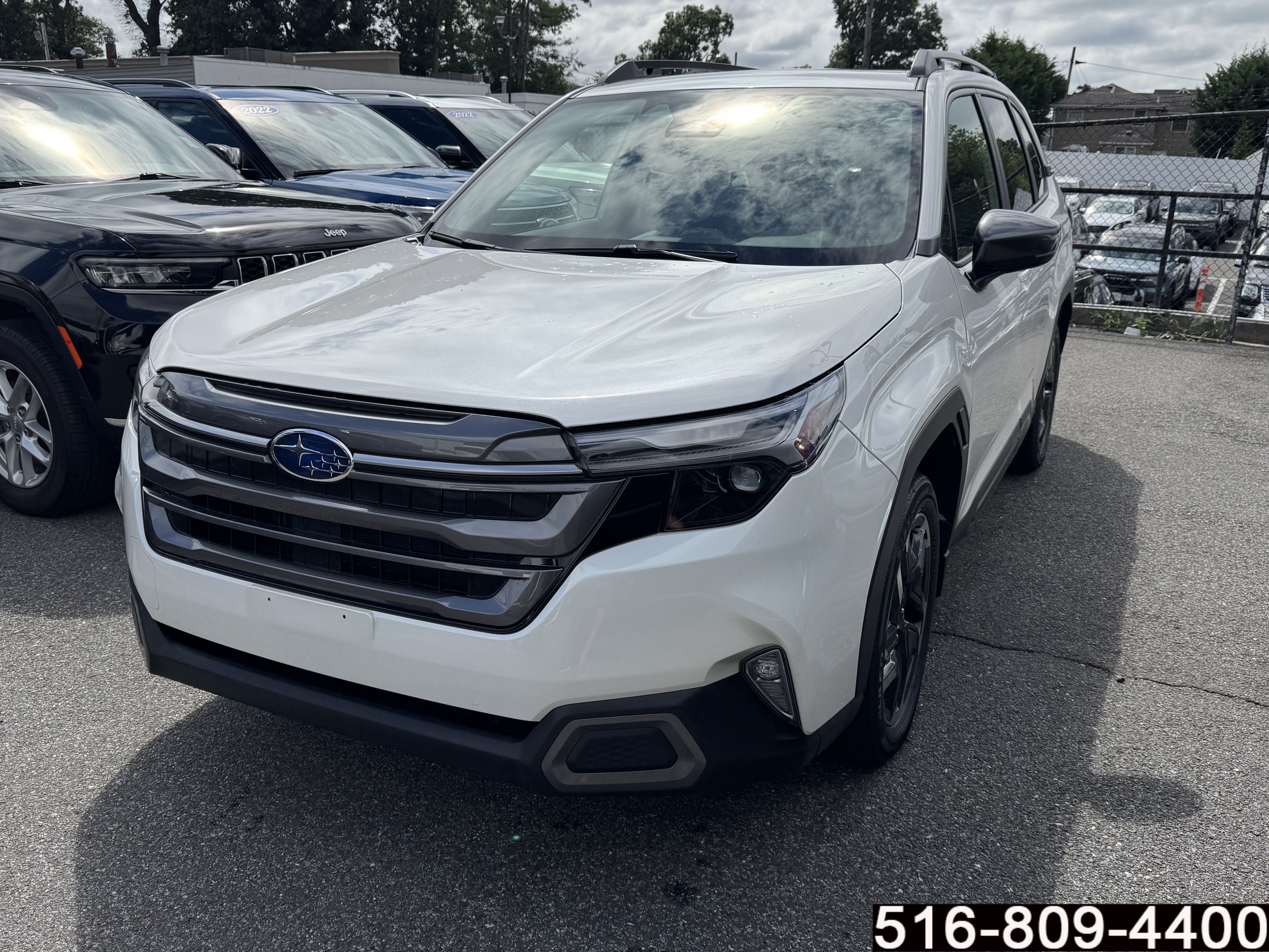 Used 2025 Subaru Forester Limited AWD/4WD image 8