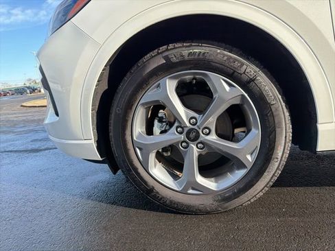 Used 2024 Ford Escape ST-Line w/ Tech Pack #1 image 10