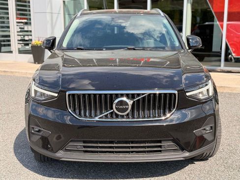 Used 2023 Volvo XC40 B5 Plus w/ Protection Package Premier AWD/4WD image 8