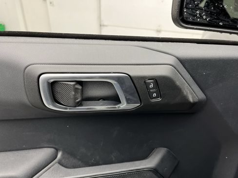 Used 2026 Ford Bronco Big Bend w/ Black Diamond Package AWD/4WD image 8