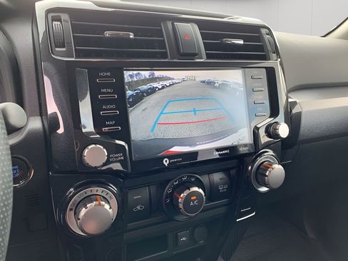 Used 2021 Toyota 4Runner Venture w/ Moonroof Package image 28