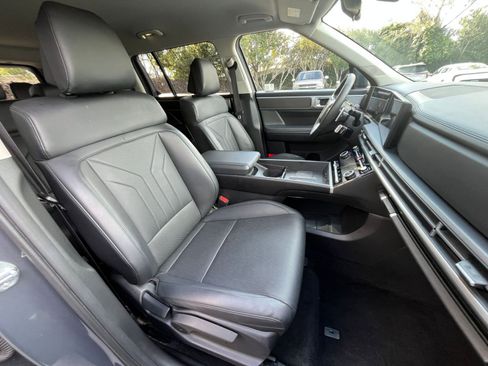 Used 2025 Hyundai Santa Fe SEL image 39