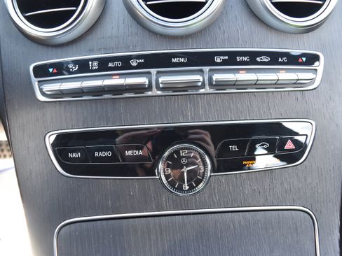 Used 2021 Mercedes-Benz C 300 4MATIC Sedan image 25