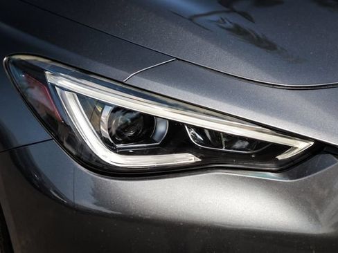 Used 2017 INFINITI Q60 3.0t w/ Premium Plus Package 3.0T AWD/4WD image 8