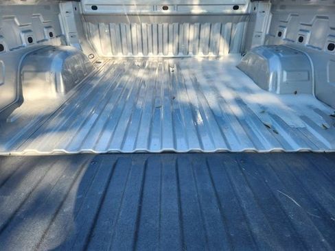 Used 2022 Chevrolet Silverado 1500 LT w/ Z71 Off-Road Package image 35