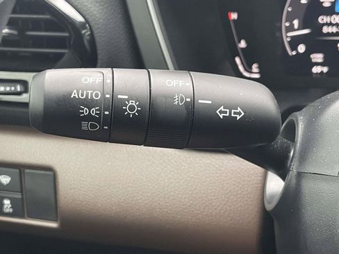 Used 2025 Honda Pilot Elite image 25