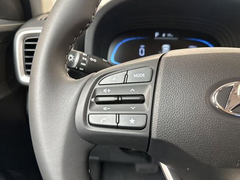 New 2026 Hyundai Venue SEL image 18