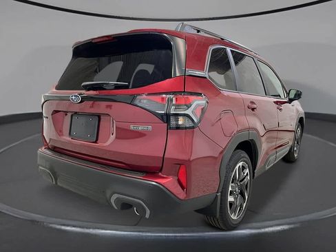 Certified 2025 Subaru Forester Limited image 5