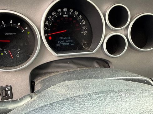 Used 2012 Toyota Sequoia Platinum AWD/4WD image 12