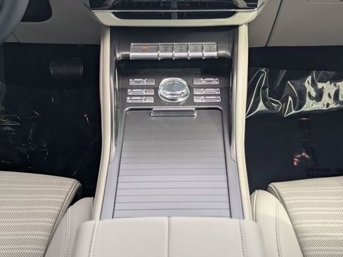 New 2026 Lincoln Nautilus Reserve AWD/4WD image 18